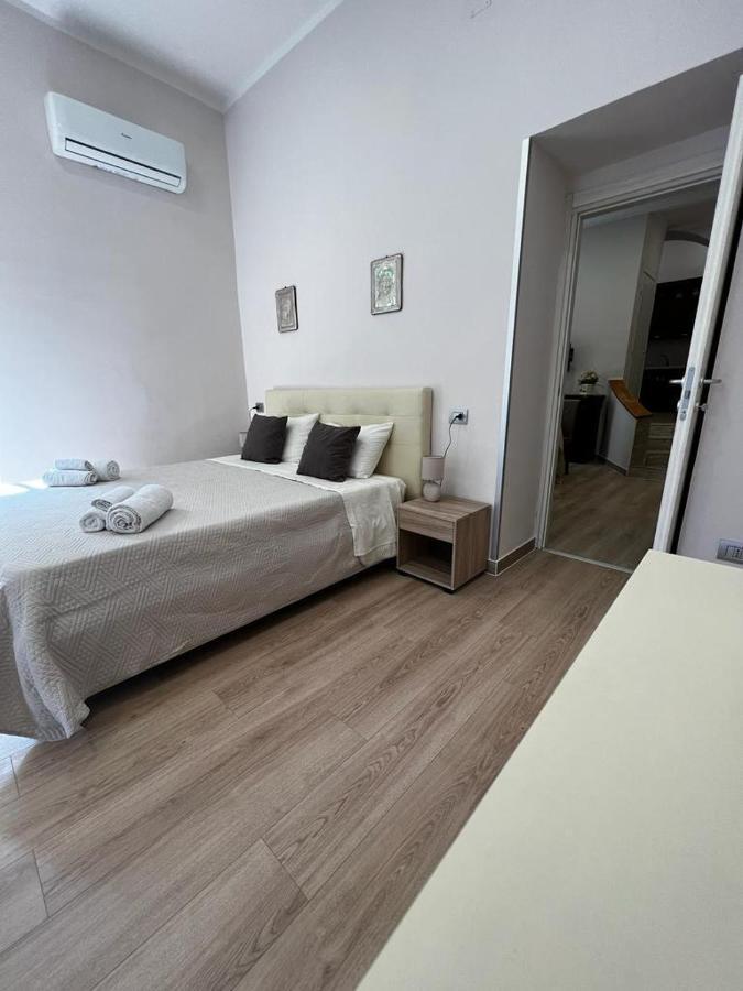 Apartmán A Casa E Mamma' Neapol Exteriér fotografie
